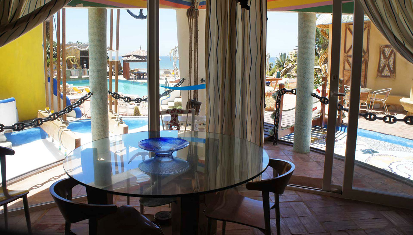 the boat villa's living room